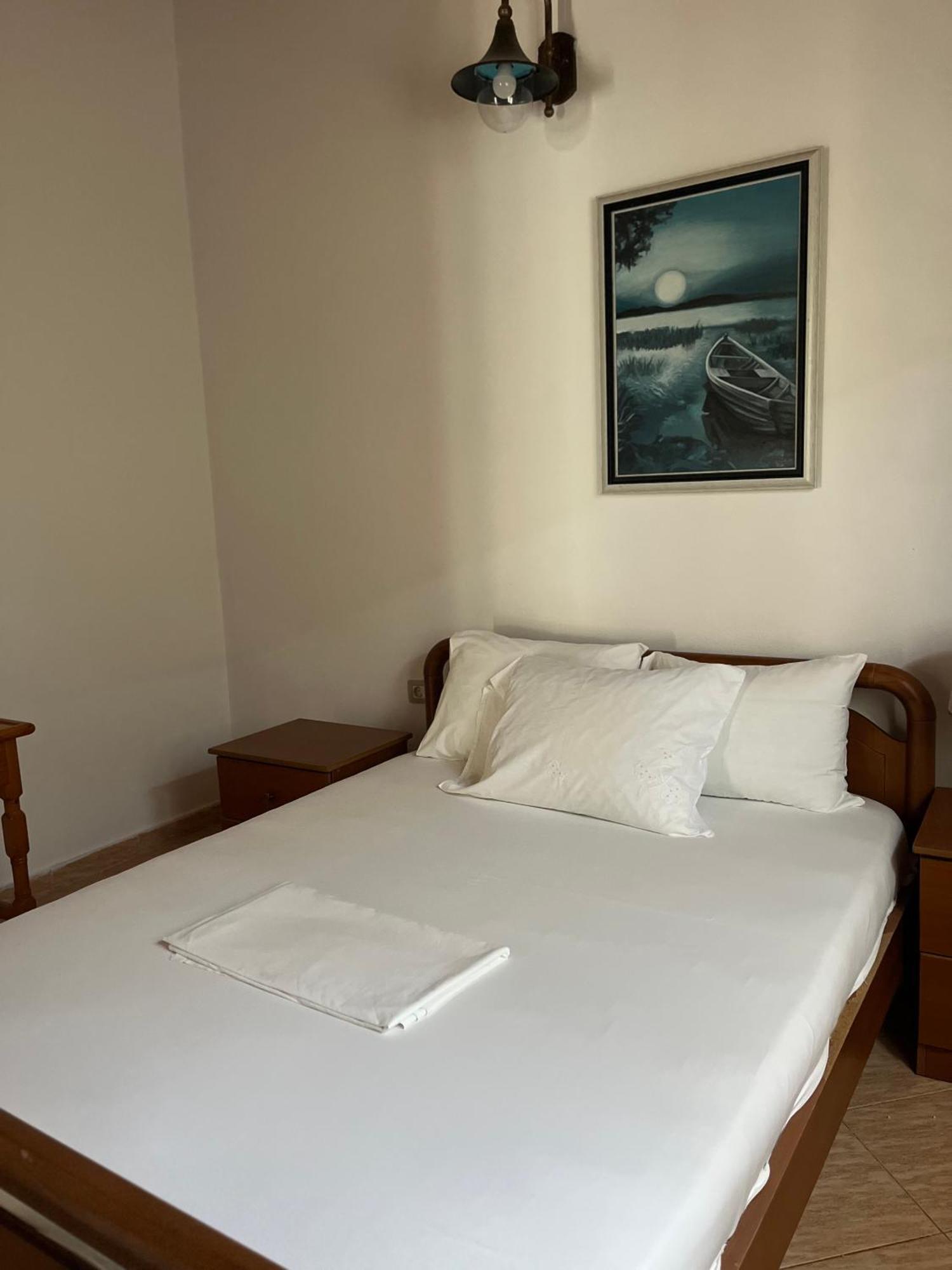 Hotel Portokali Химара Экстерьер фото