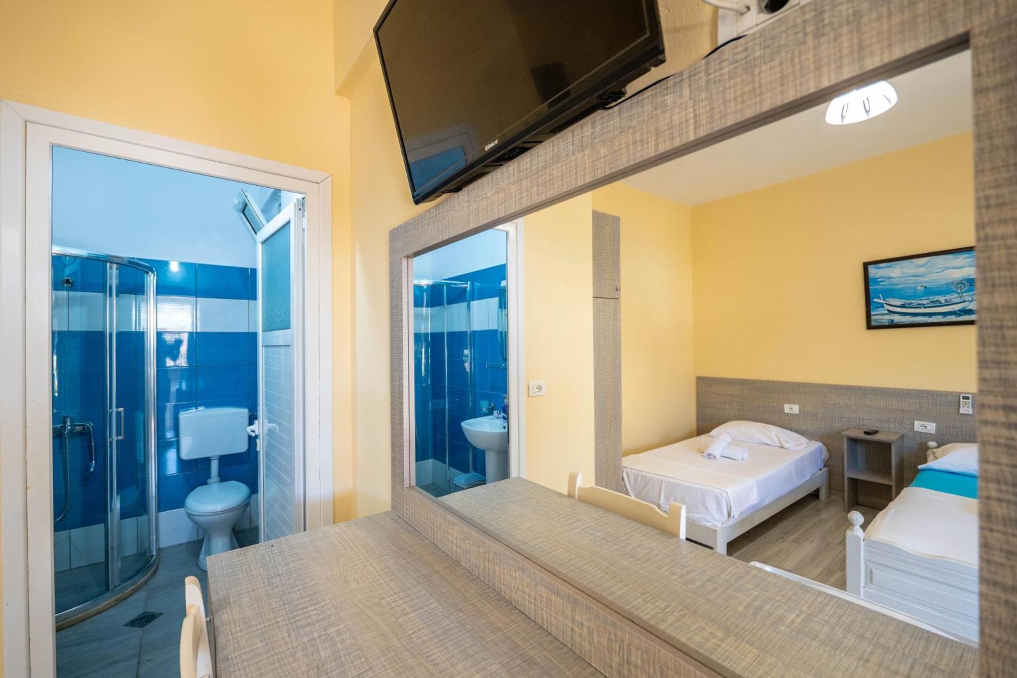 Hotel Portokali Химара Экстерьер фото